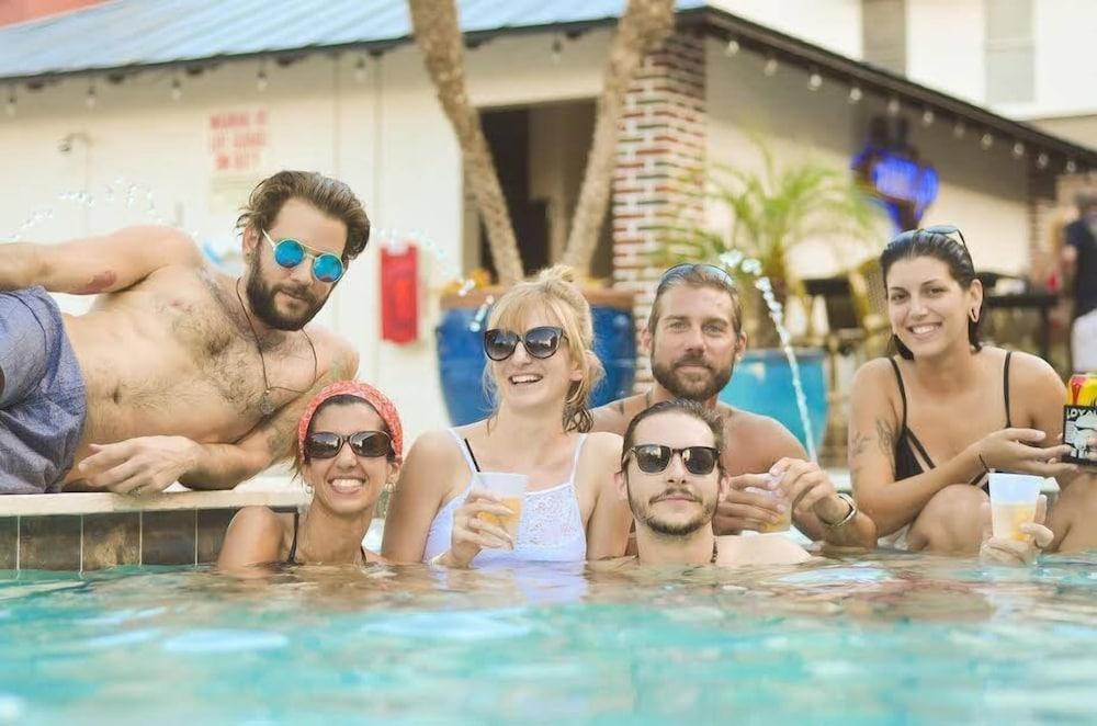 Hollander Hotel - Downtown סיינט פיטרסברג מראה חיצוני תמונה