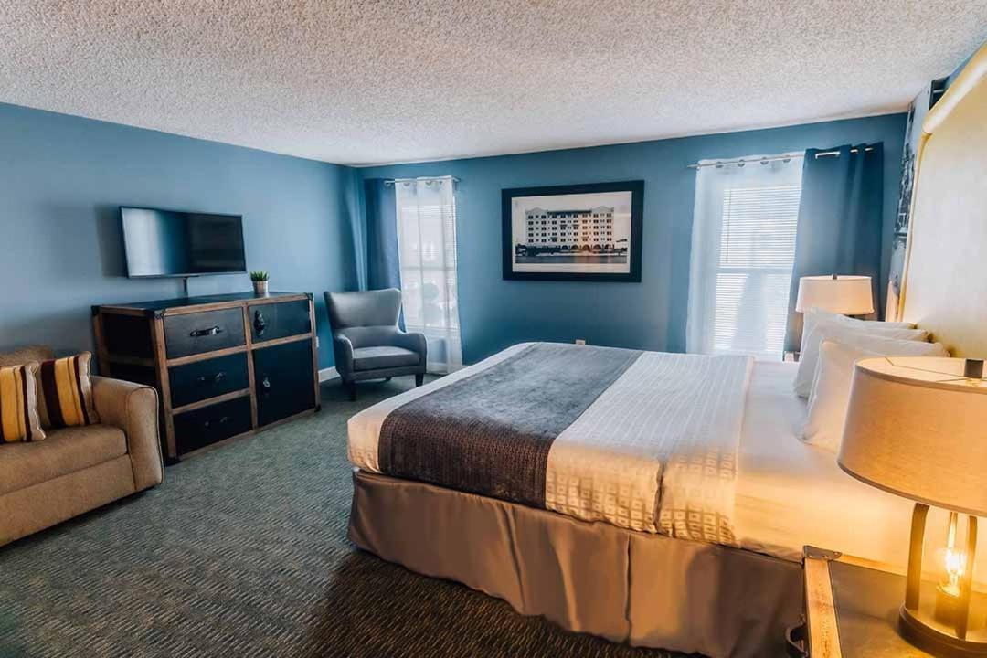 Hollander Hotel - Downtown סיינט פיטרסברג מראה חיצוני תמונה