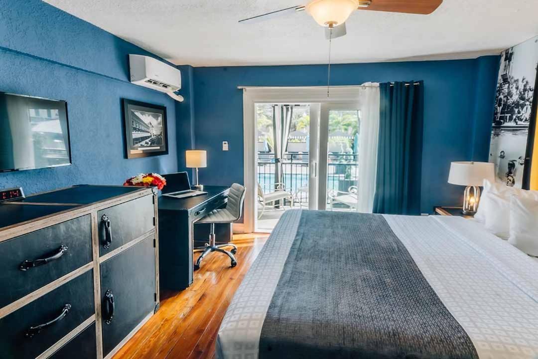 Hollander Hotel - Downtown סיינט פיטרסברג מראה חיצוני תמונה