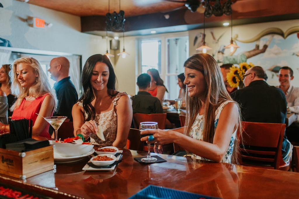 Hollander Hotel - Downtown סיינט פיטרסברג מראה חיצוני תמונה